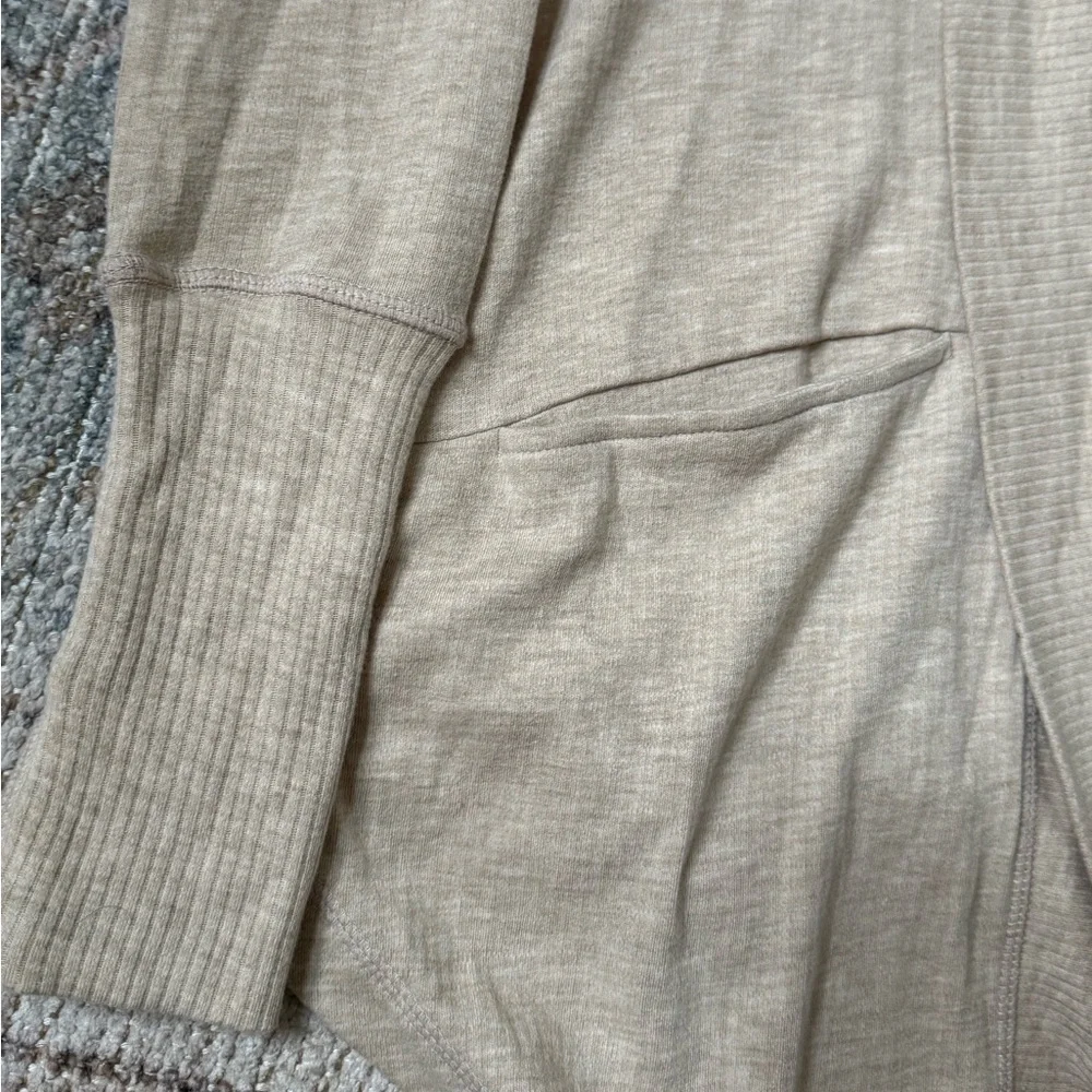 Z by Zella Nordstrom jersey knit Tan Open Front pocket athletic Cardigan NWT Sm - Picture 5 of 7